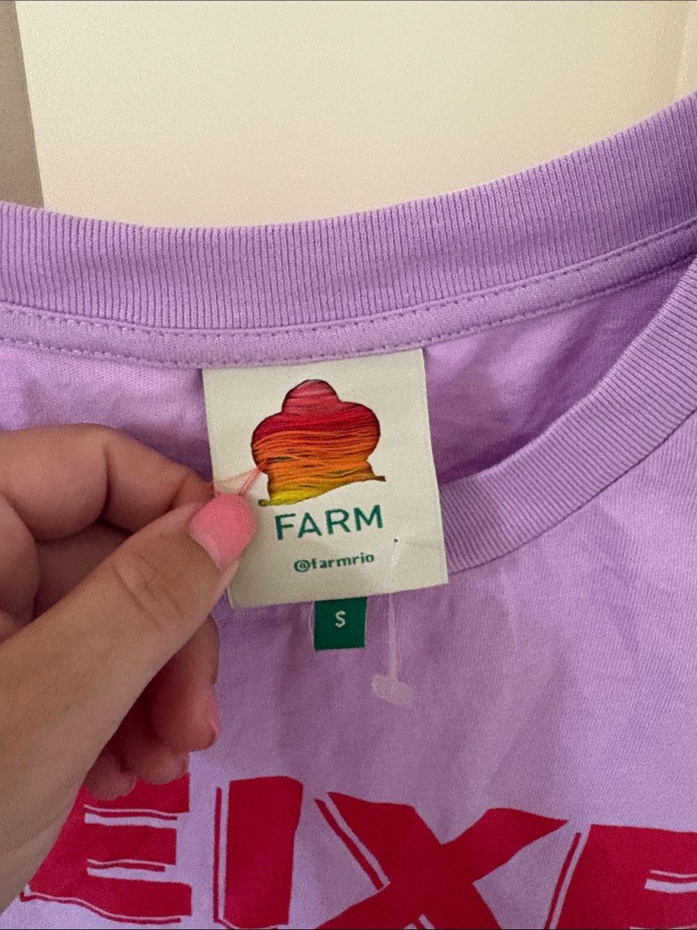 Farm rio Lilac Peixe T-Shirt size small nwot - Picture 4 of 6